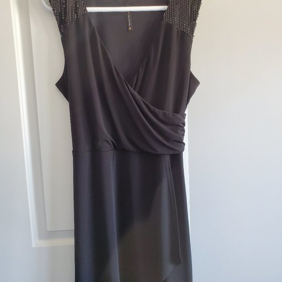 Dress - Picture 2 of 5